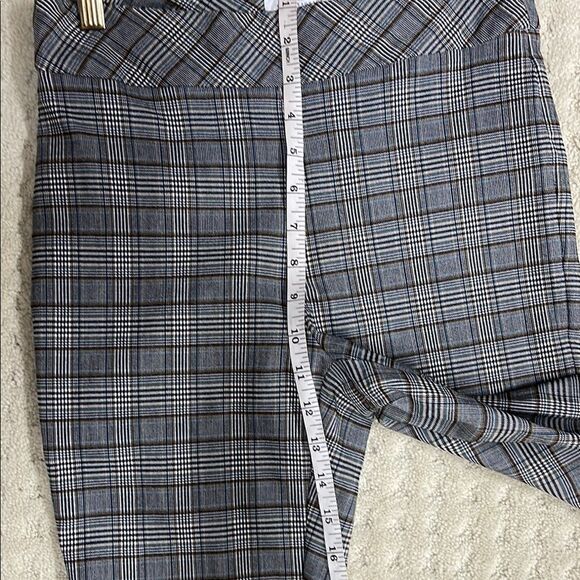 Camber Grace Women’s Gray Plaid Trousers. Size Small. - Picture 5 of 8